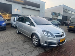 Opel Zafira - 1.9 CDTi Executive 7 PERSOONS AUTOMAAT