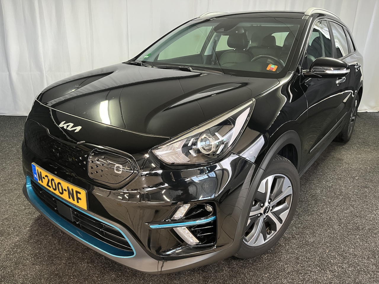 Kia e-Niro - DynamicLine 64 kWh ECC/CAMERA/APPLE/3 FASE/100% SOH - AutoWereld.nl