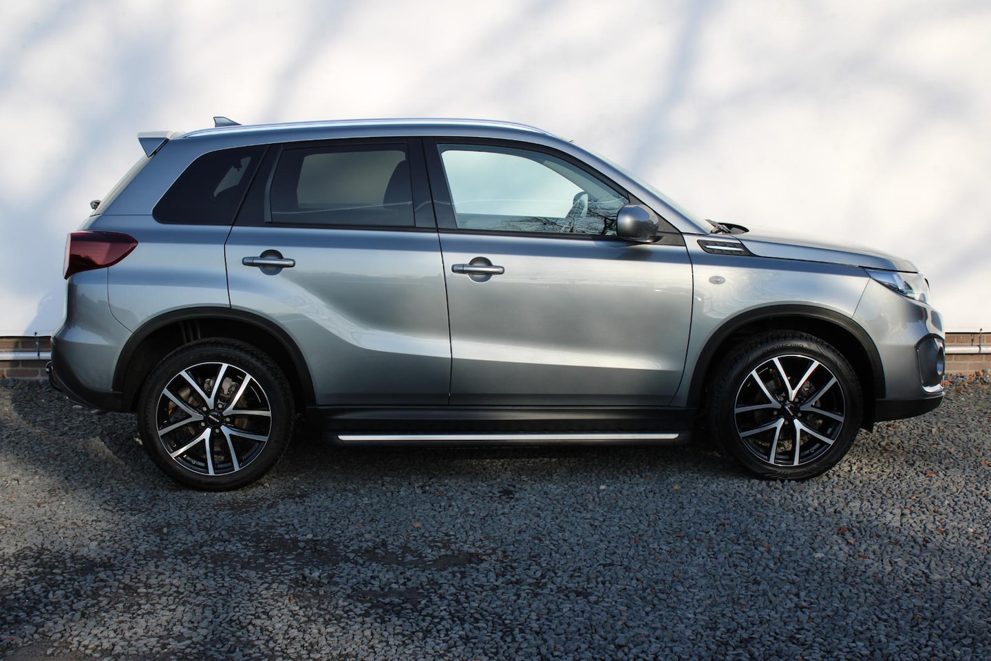 Suzuki Vitara - 1.4 Boosterjet Select Smart Hybrid Trekhaak, ORG NL, 18 inch, ZEER COMPLEET! - AutoWereld.nl