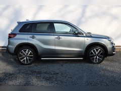 Suzuki Vitara - 1.4 Boosterjet Select Smart Hybrid Trekhaak, ORG NL, 18 inch, ZEER COMPLEET
