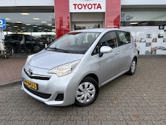 Toyota Verso S - 1.3 VVT-i Aspiration | Trekhaak | Achteruitrijcamera | All seaso