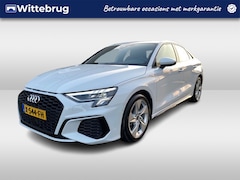 Audi A3 Limousine - 30 TFSI S edition / Parkeerassistent / Navi / virtual cockpit