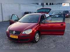 Volkswagen Polo - 1.4-16V Trendline Airco