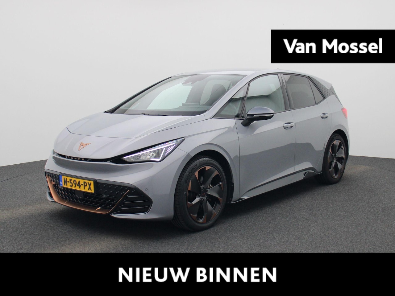 CUPRA Born - Performance One 62 kWh | Apple Carplay/Android Auto | Achteruitrijcamera | Cruise Control - AutoWereld.nl