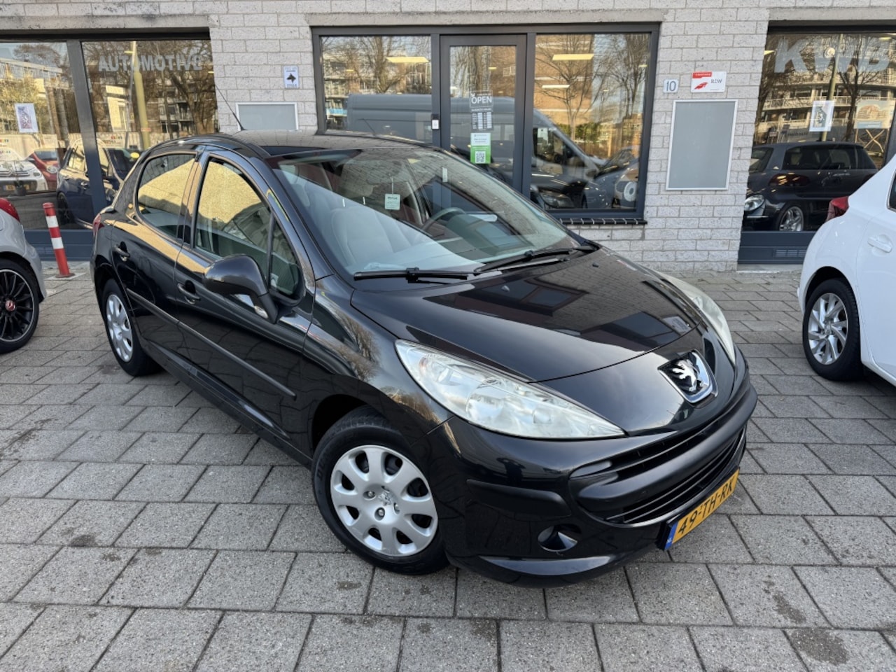 Peugeot 207 - 1.6-16V XT 5Drs Airco Nieuwe apk - AutoWereld.nl