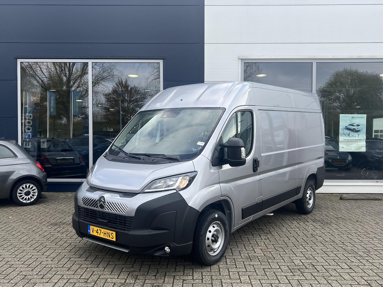 Citroën Jumper - GB L2H2 BlueHDi 140pk 3.5t | Navigatie | Climate control | Cruise Control | Verzwaarde ver - AutoWereld.nl