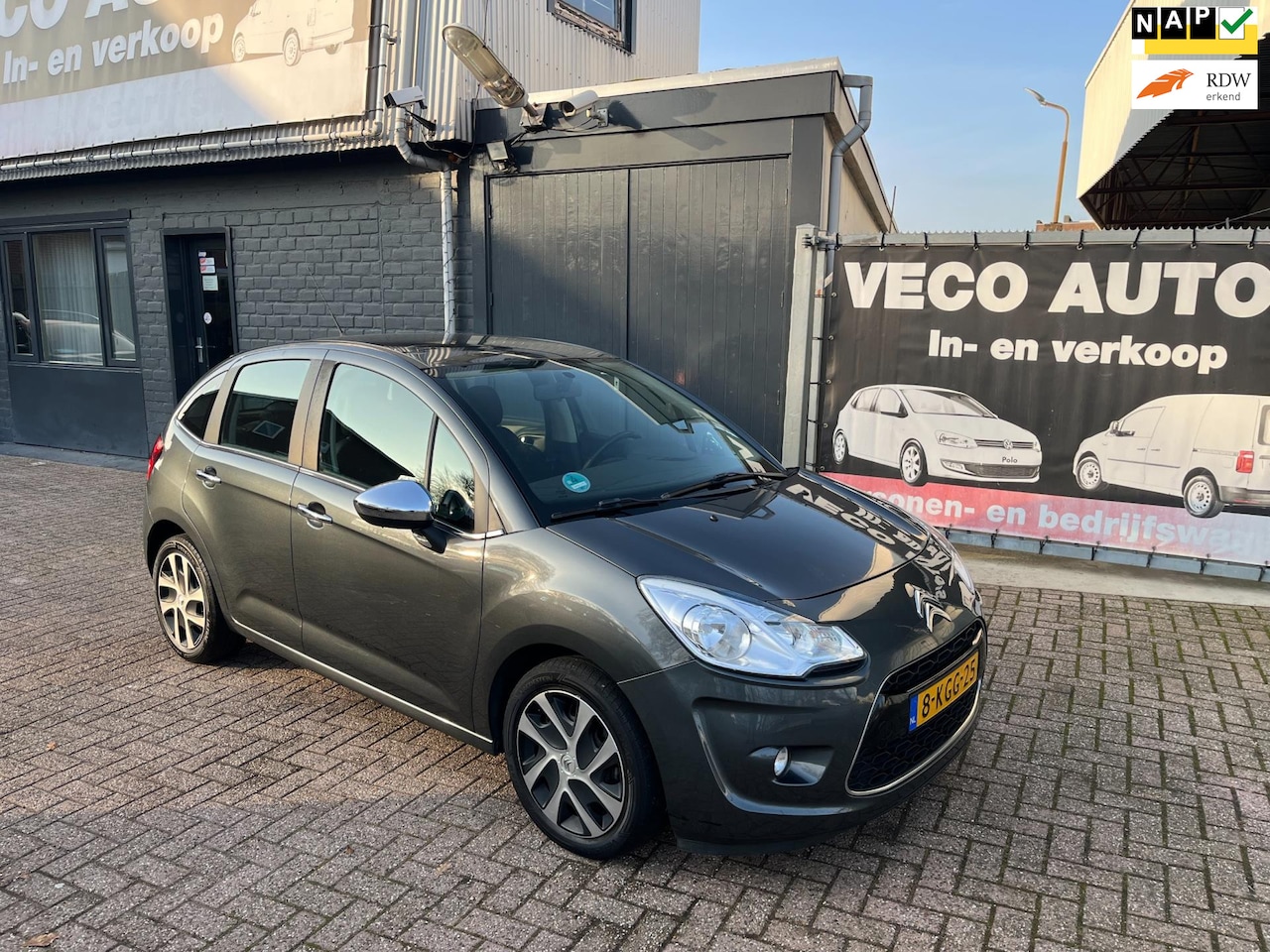 Citroën C3 - 1.2 VTi Collection NL auto navi nieuwstaat dealer onderhouden - AutoWereld.nl