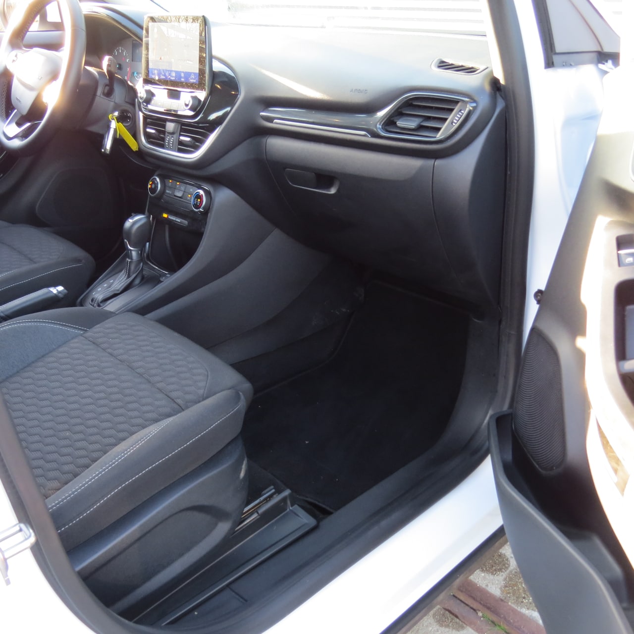 Ford Puma - 1.0 EcoBoost Hybrid Titanium