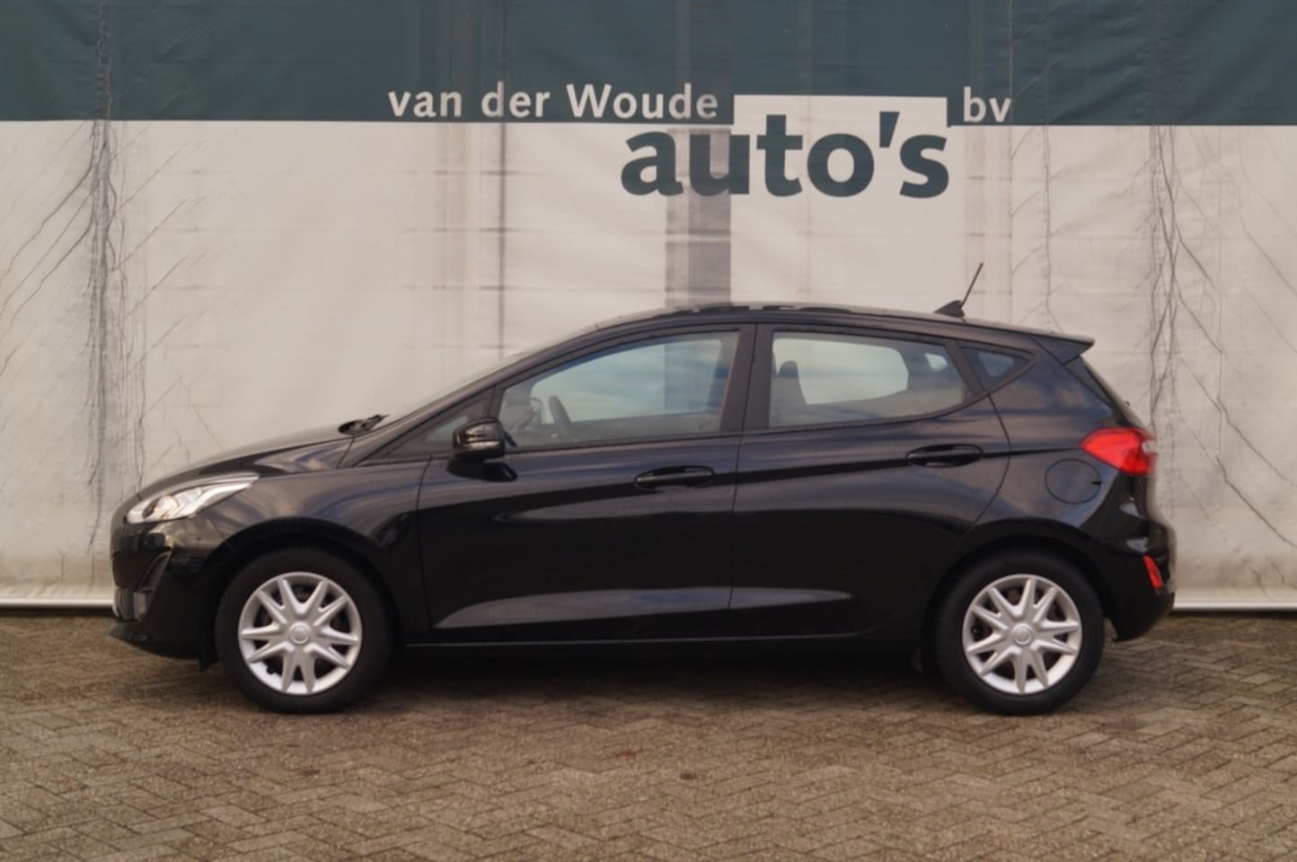 Ford Fiesta - 1.0 EcoB. Connected - AutoWereld.nl