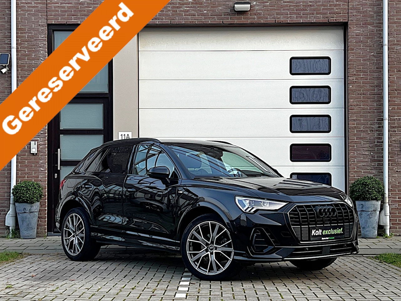 Audi Q3 - 35 TFSI Automaat S-Line Black edition 150 PK / Audi Virtual Cockpit / 20" Velgen / Apple C - AutoWereld.nl