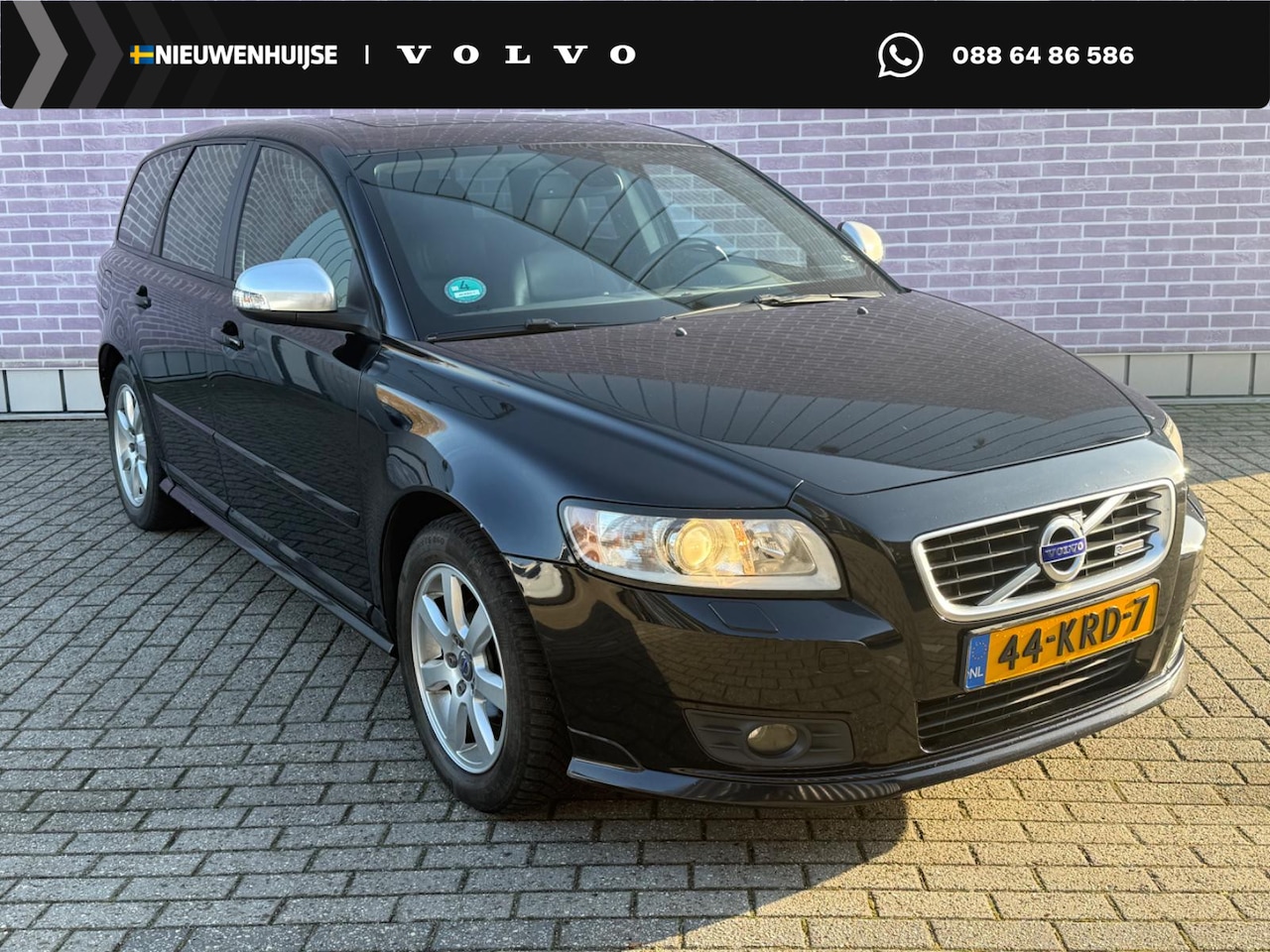 Volvo V50 - 2.0 R-Design |17 "R-design Velgen | Leder | bestuurders stoel met memory functie | schuif/ - AutoWereld.nl