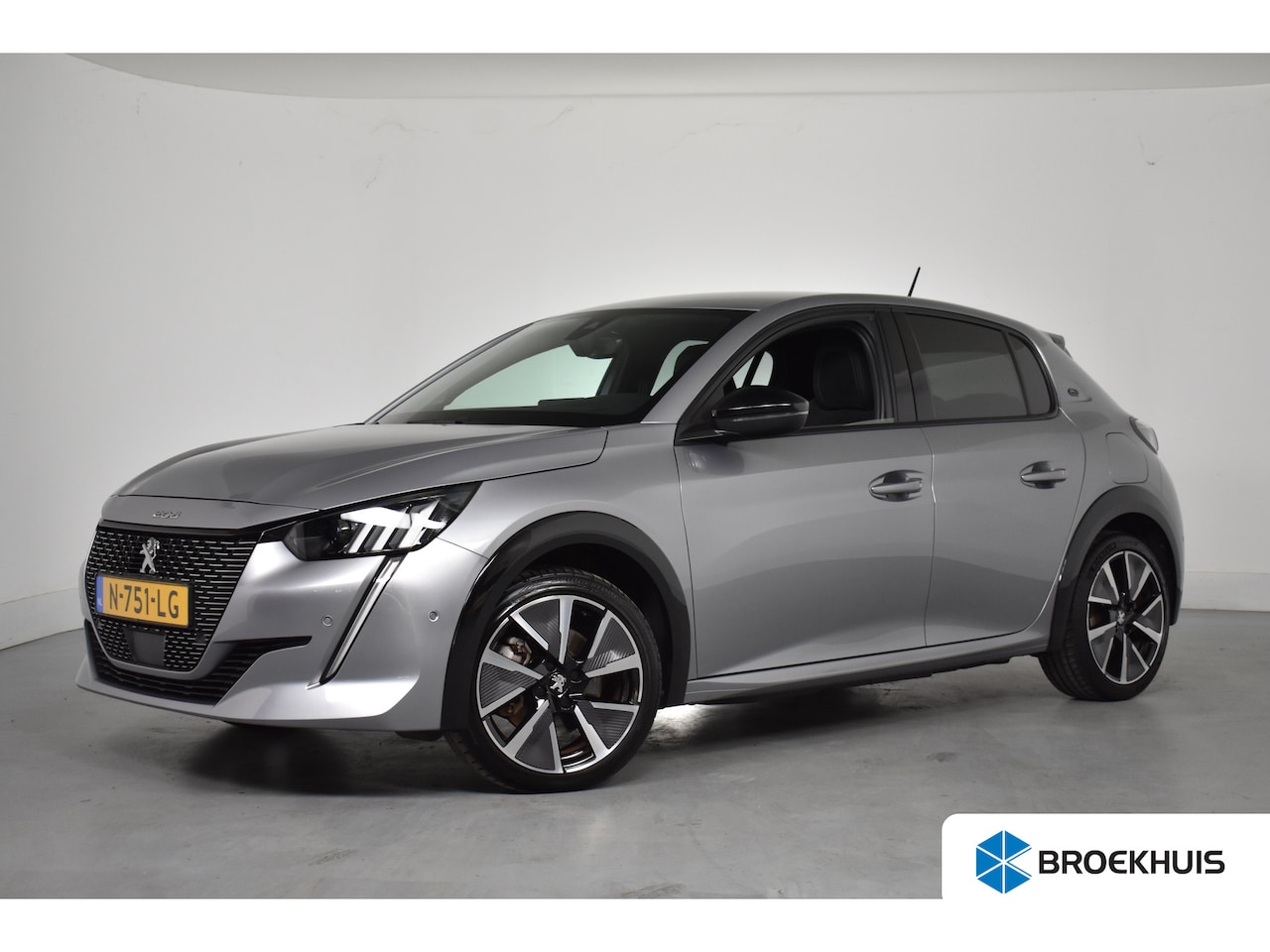 Peugeot e-208 - EV GT Pack 50 kWh | SOH 91% | Full Led | PDC | 3-Fase | Adaptieve Cruise | Dode hoek detec - AutoWereld.nl