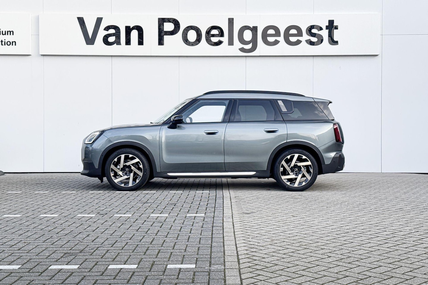 MINI Countryman - E Favoured 66.5 kWh M Pakket - AutoWereld.nl