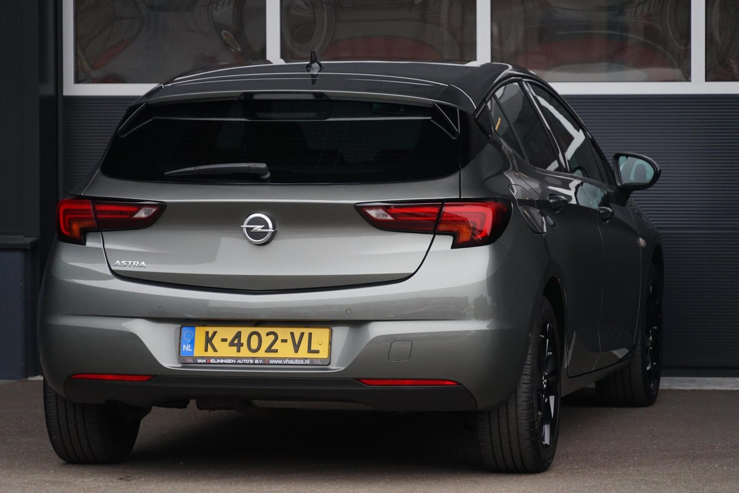 Opel Astra - 1.2 Ultimate 1.2 Ultimate, NL, clima, LED, CarPlay, cam. keyless - AutoWereld.nl