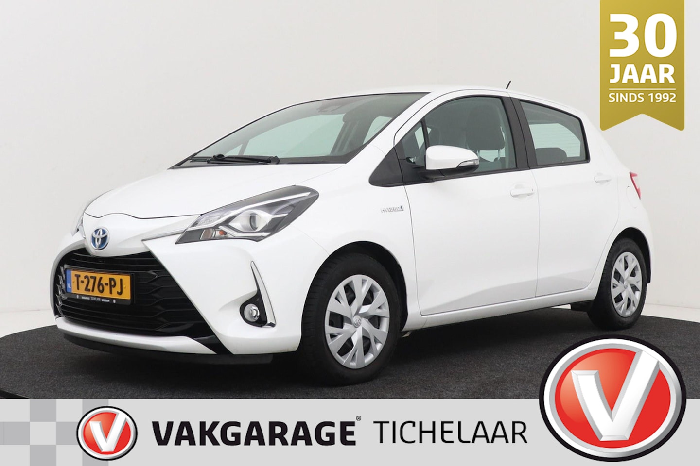 Toyota Yaris - 1.5 Hybrid Active | Navigatie | Camera | PDC | 94.000 KM! | - AutoWereld.nl