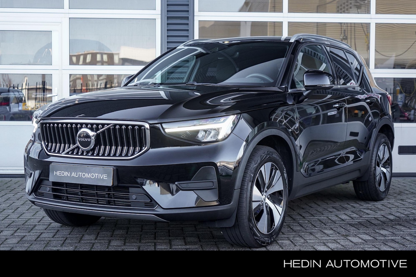 Volvo XC40 - T4 Plug-in Hybride Core Bright 211pk | Trekhaak elektrisch uitklapbaar | Extra Getint Glas - AutoWereld.nl