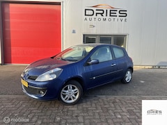 Renault Clio - 1.4-16V Dynamique