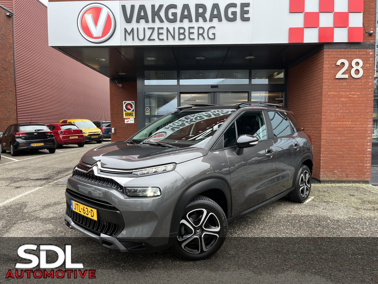 Citroën C3 Aircross - 1.2 PureTech Shine // LED // NAVI+CARPLAY // PARKEERCAMERA // CLIMA // CRUISE // - AutoWereld.nl