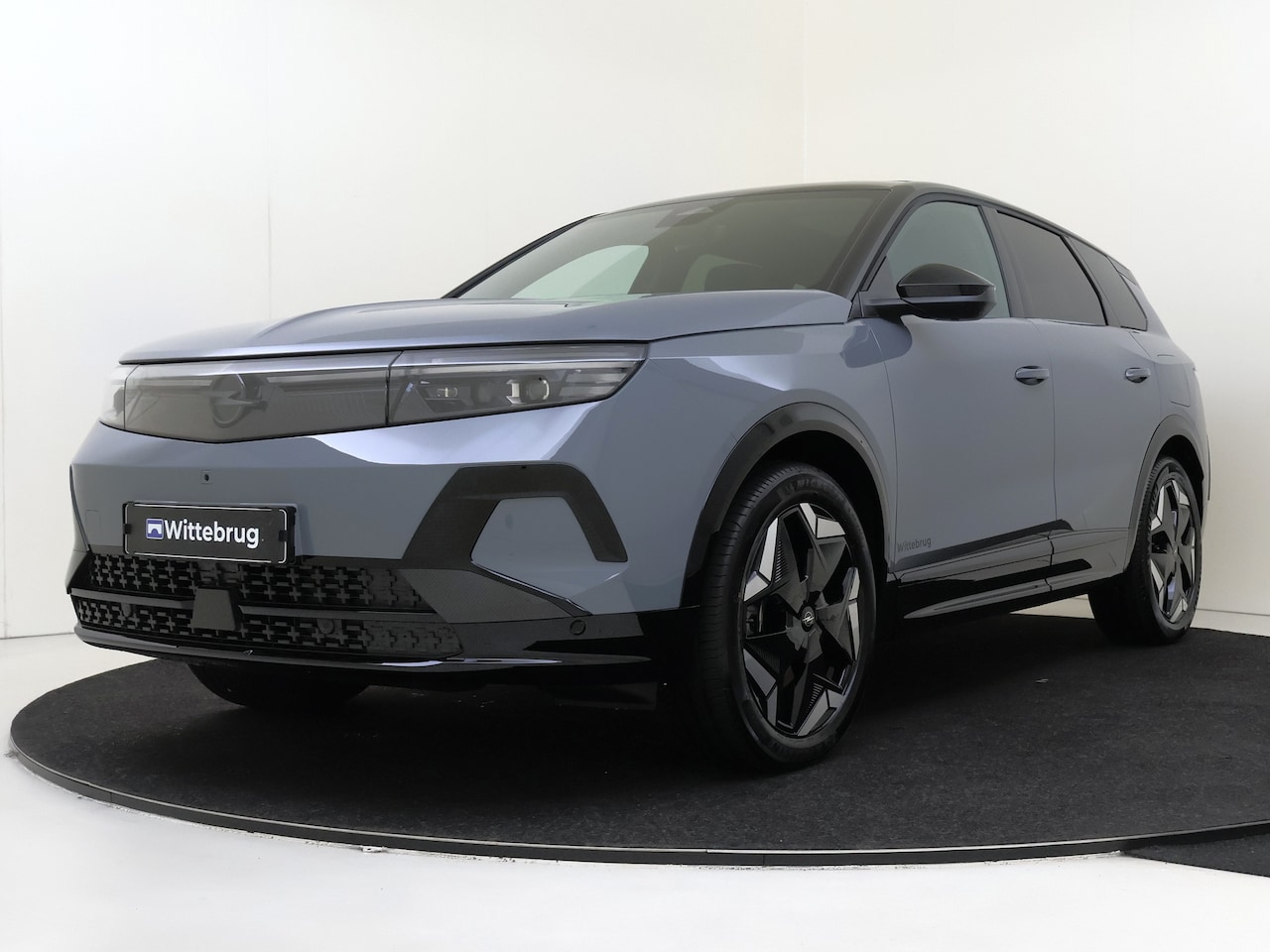 Opel Grandland Electric - Ultimate AWD 73 kWh 327pk | Leder | Panoramadak | Warmtepomp - AutoWereld.nl