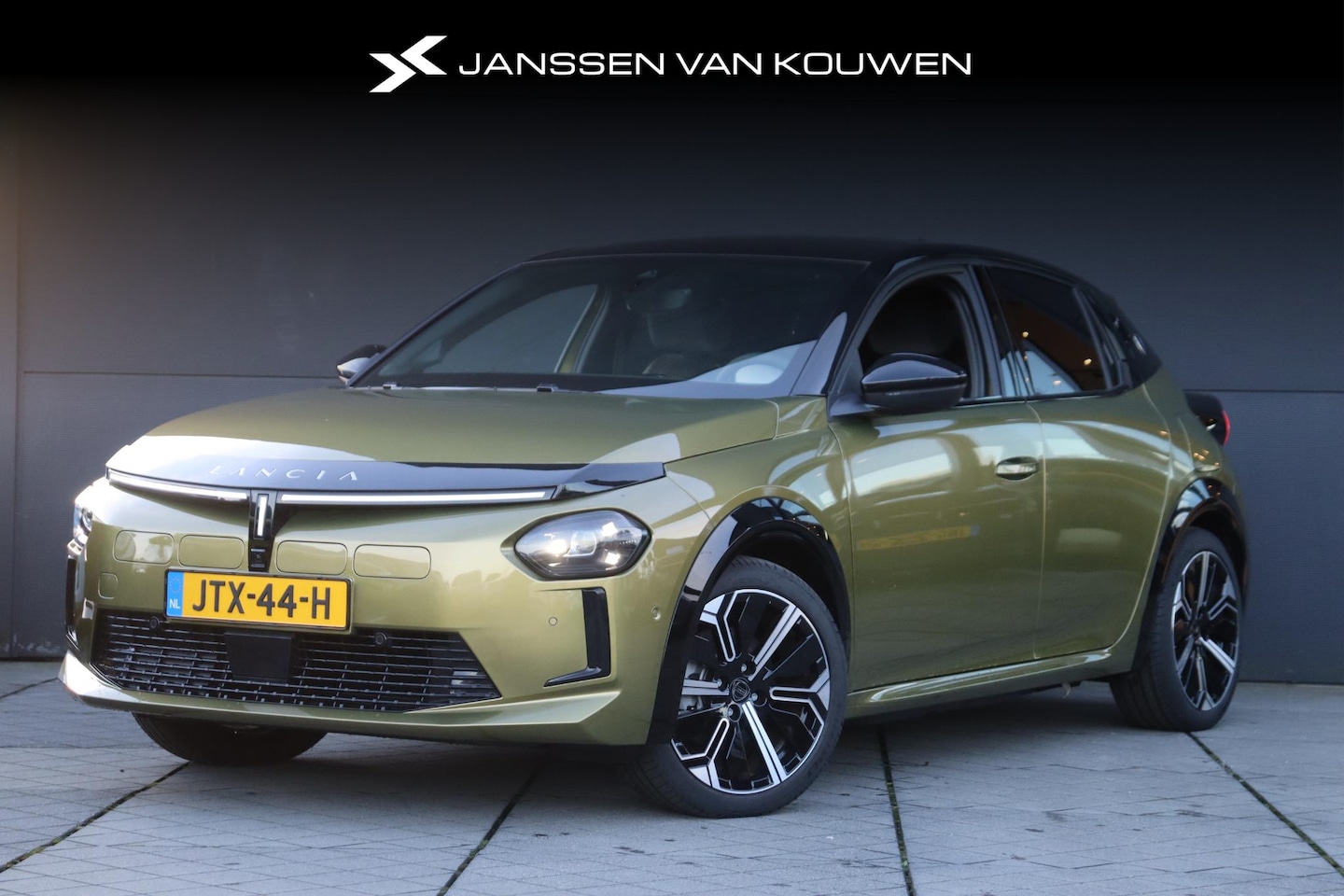 Lancia Y(psilon) - Ypsilon Edizione Limitata 51 kWh - AutoWereld.nl