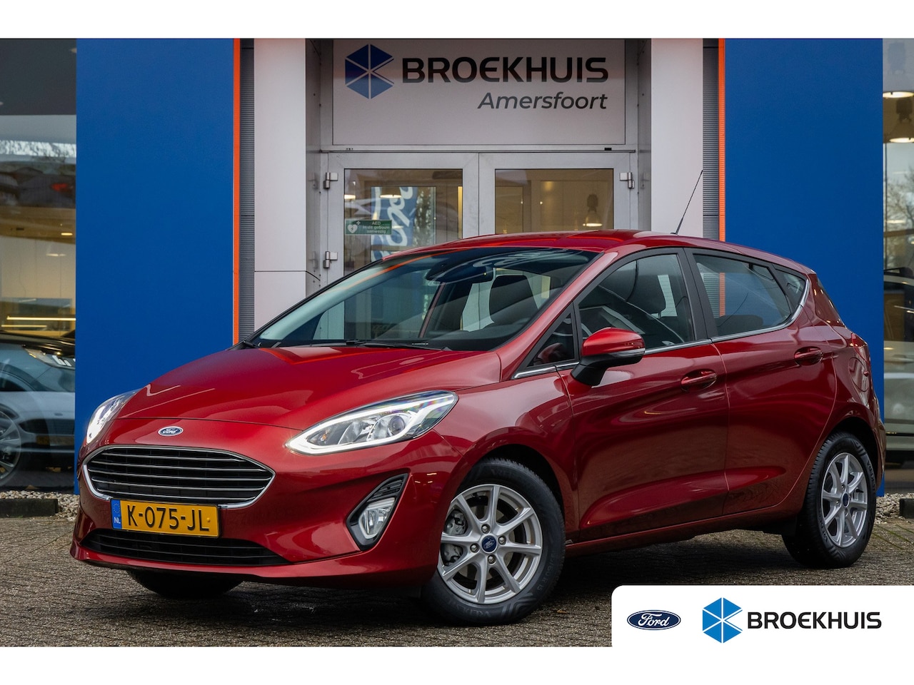 Ford Fiesta - 1.0 EcoBoost Titanium | Apple Carplay/Android Auto| Cruise control | Navigatie | Airco | L - AutoWereld.nl
