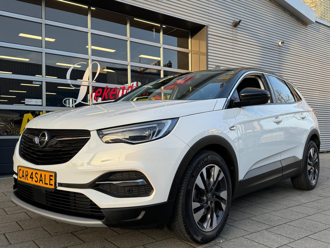 Opel Grandland X - 1.2 Turbo Elite Edition 2020 - Navigatie / Apple CarPlay I Airco I 18' Sport velgen I PDC - AutoWereld.nl