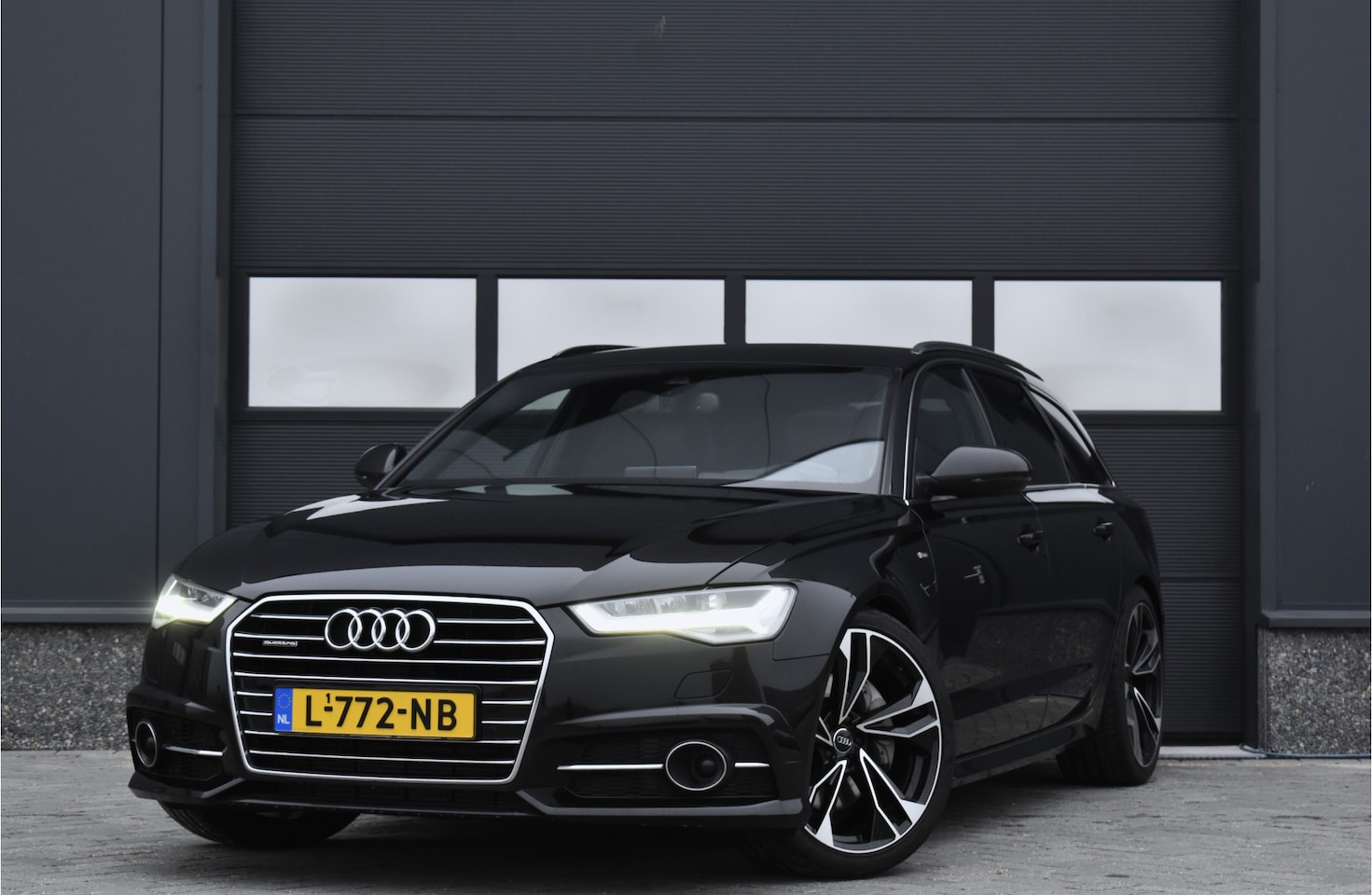 Audi A6 Avant - 2.0 TFSI quattro S-line Head-up - Bose - Navi - Cruise - AutoWereld.nl