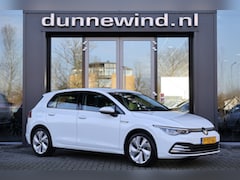 Volkswagen Golf - 1.5 TSI STYLE *IQ Light*Memory*Sfeer*Carplay*BTW