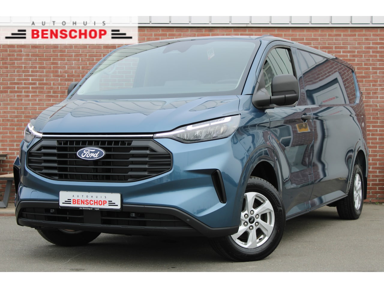 Ford Transit Custom - 320 2.0 TDCI 136PK L2H1 Trend |CAMERA|LED|CARPLAY|DIGITAAL-DASH| - AutoWereld.nl