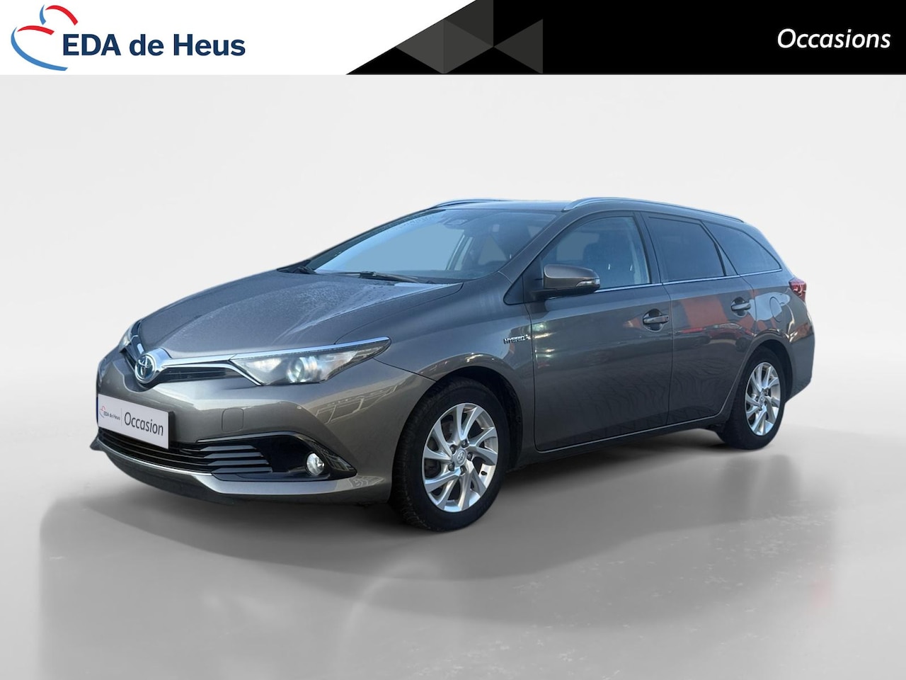 Toyota Auris Touring Sports - 1.8 Hybrid Dynamic Ultimate | Automaat | Cruise Control | Navigatie | Stoelverwarming | Ca - AutoWereld.nl