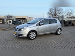 Opel Corsa - 1.4-16V 5drs Airco stoel/stuurverwarming Rijdt fijn
