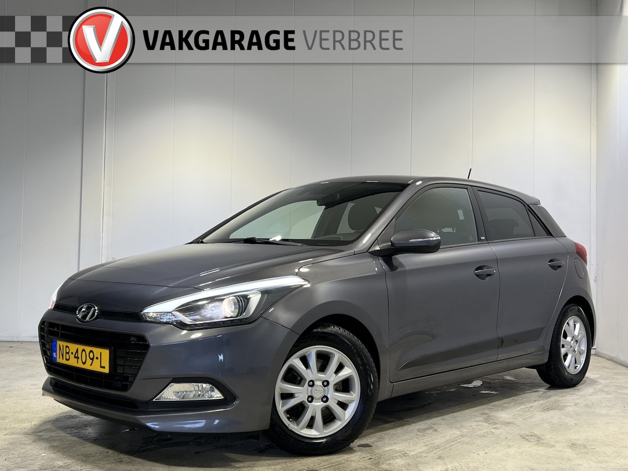 Hyundai i20 - 1.0 T-GDI Go! 2016 | Navigatie | LM Velgen 15" | Parkeersensoren Achter | Cruise Control | - AutoWereld.nl