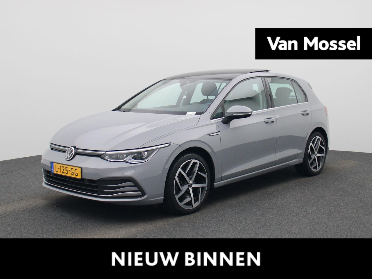 Volkswagen Golf - 1.5 TSI Style | 130PK | 18 Inch| ErgoActive Stoelen | Panoramadak | Apple Carplay | - AutoWereld.nl