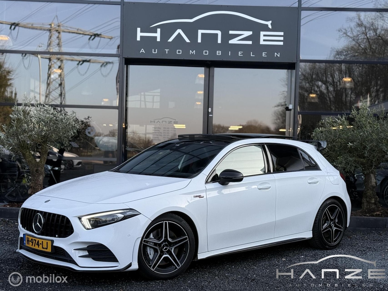 Mercedes-Benz A-klasse - AMG 35 4MATIC Premium Plus - AutoWereld.nl