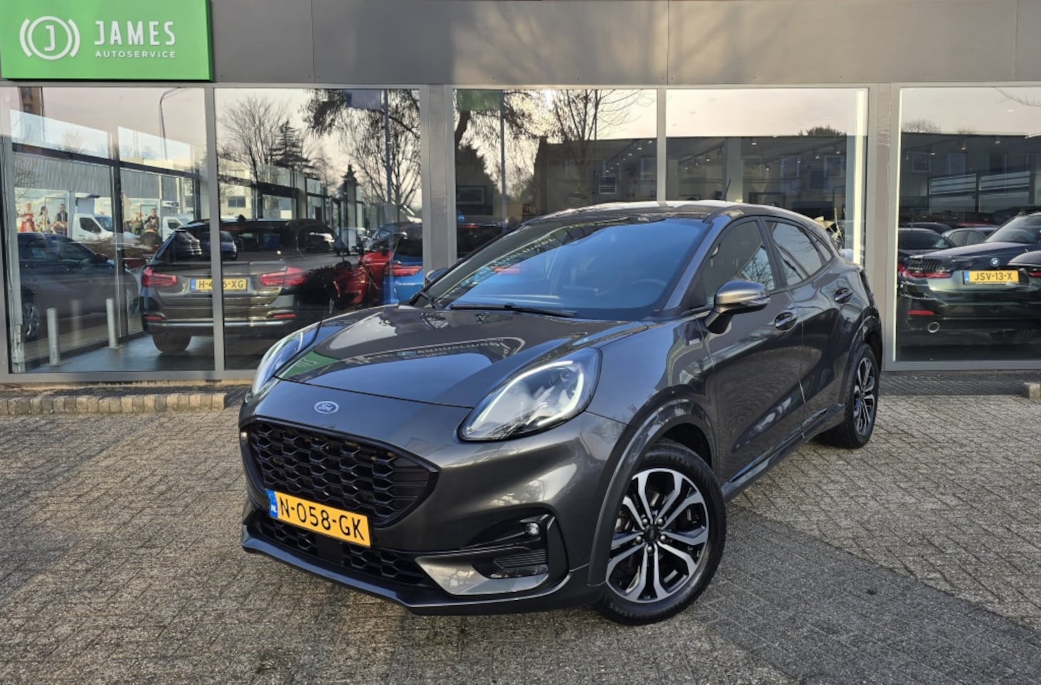 Ford Puma - 1.0 EB ST-LineX vig. - AutoWereld.nl
