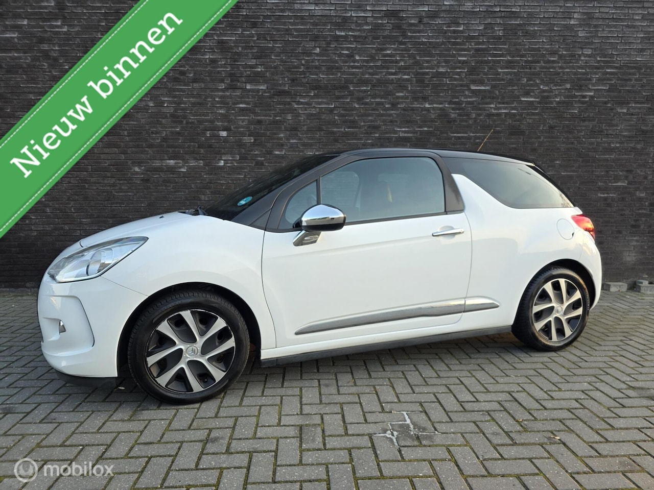 Citroën DS3 - 1.6 e-HDiChic Nette staat|CruiseControl|Airco - AutoWereld.nl