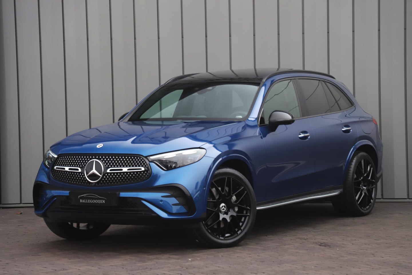 Mercedes-Benz GLC-klasse - 400e AMG 4-Matic | 381PK | Massage | Achterasbesturing | Luchtvering | Head-up | Keyless-g - AutoWereld.nl