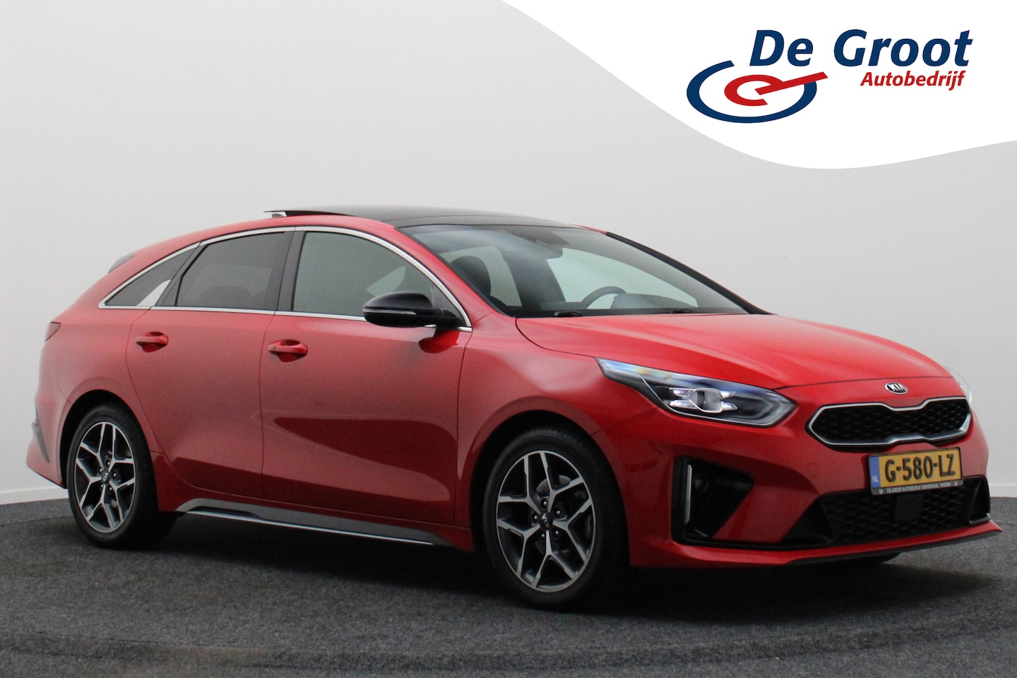 Kia Pro cee'd - 1.0 T-GDI GT-Line Panoramadak, Camera, Cruise, Apple Carplay, Verwarmd Stuurwiel, 17'' - AutoWereld.nl