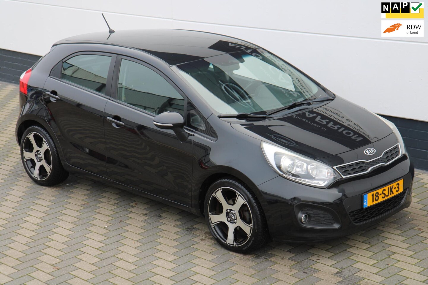 Kia Rio - 1.2 CVVT Super Pack Navi Keyless Cruise Airco NAP !! - AutoWereld.nl