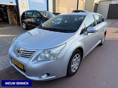 Toyota Avensis Wagon - 1.6 VVTi Comfort bj. 2010 NAP 245.727km Prima auto met airco, radio/CD speler en parkeerse
