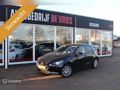 Mazda 2 - 2 1.5 Skyactiv-G Stoelverw/HUD/Camera/Carplay/Xenon-LED