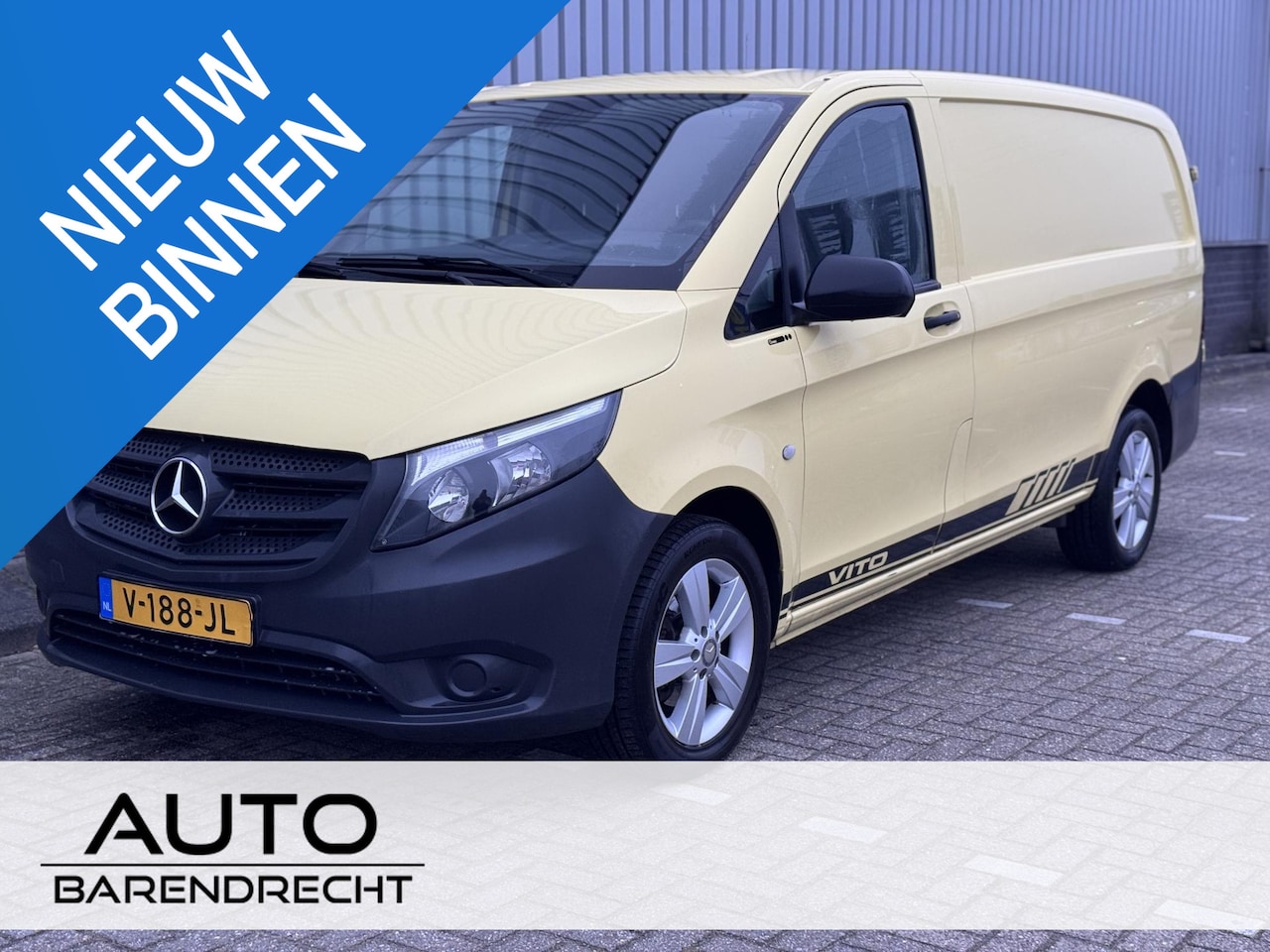 Mercedes-Benz Vito - 111 CDI Functional Lang Airco | Stuurbediening | 3 persoons - AutoWereld.nl