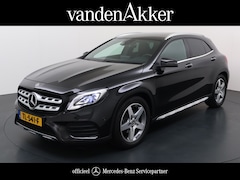 Mercedes-Benz GLA-Klasse - 180 AMG // Trekhaak // Carplay // Camera // Navi // Cruise // Elek. Achterklep