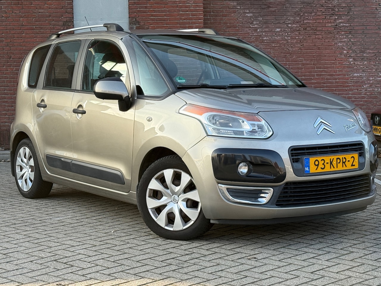 Citroën C3 Picasso - 1.4 VTi Aura|AIRCO|CRUISE|TREKHAAK|GOED-ONDERHOUDEN - AutoWereld.nl