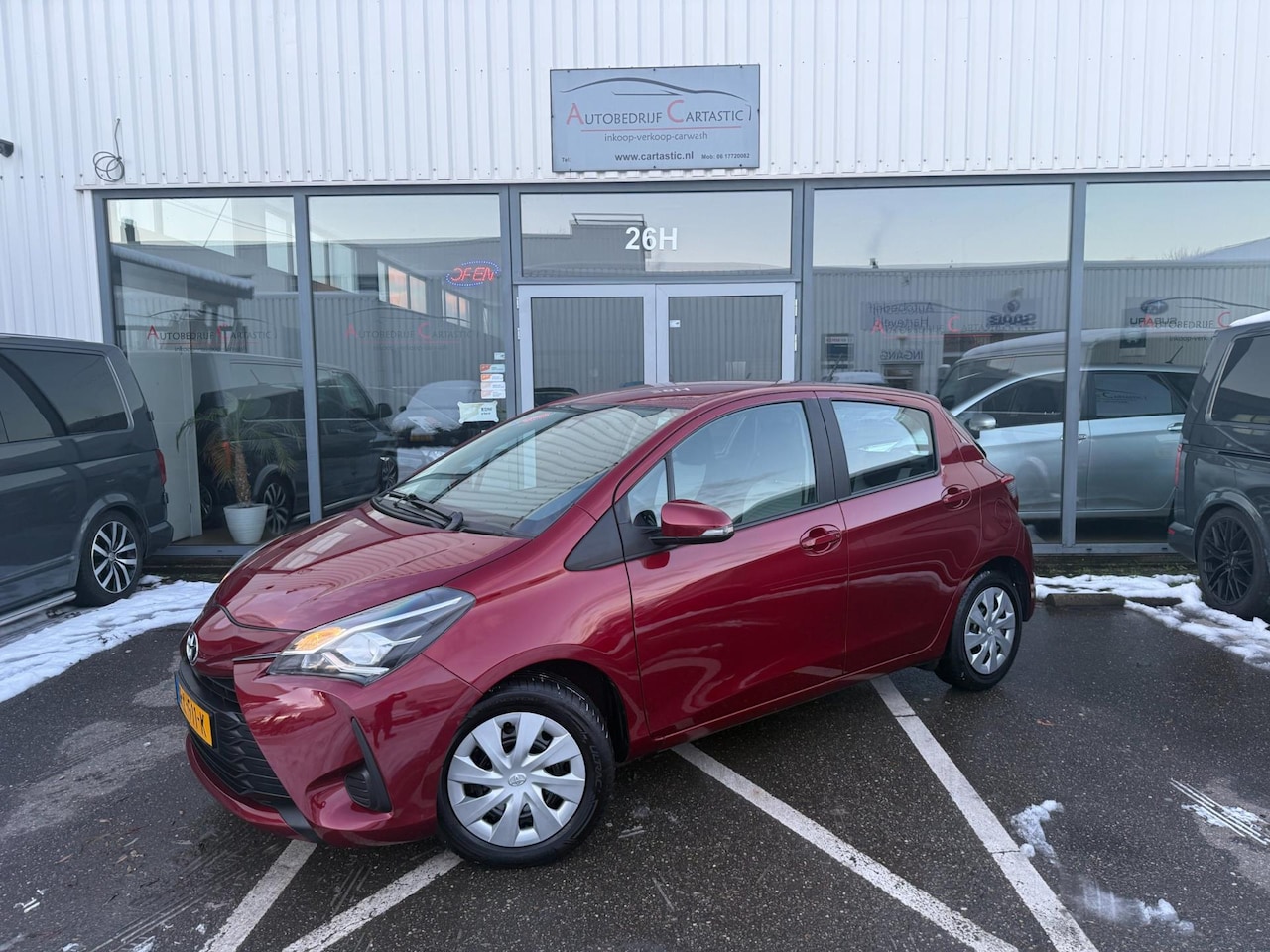 Toyota Yaris - 1.5 VVT-i Aspiration NAVI | CAMERA | CRUISE CONTROL| CLIMATE CONTROL | NAP | APK | - AutoWereld.nl