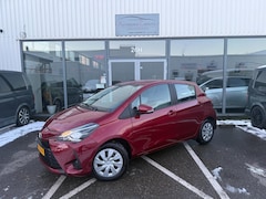Toyota Yaris - 1.5 VVT-i Aspiration NAVI | CAMERA | CRUISE CONTROL| CLIMATE CONTROL | NAP | APK |