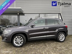 Volkswagen Tiguan - 1.4 TSI Sport&Style dsg trekh navi 1800 kg