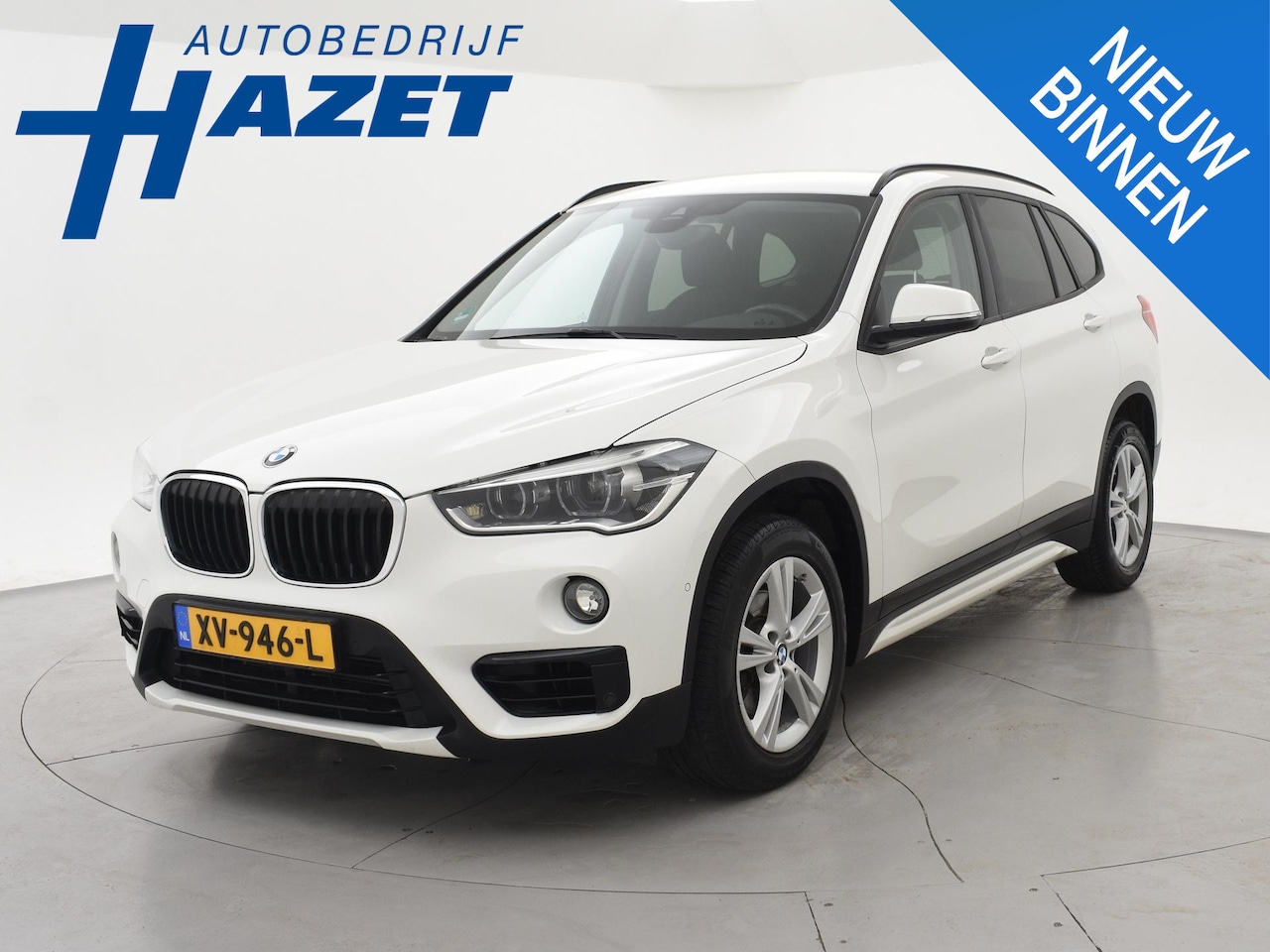 BMW X1 - sDrive18i AUT. SPORTLINE + TREKHAAK | LED | SPORTSTOELEN | STOELVERWARMING | NAVIGATIE - AutoWereld.nl
