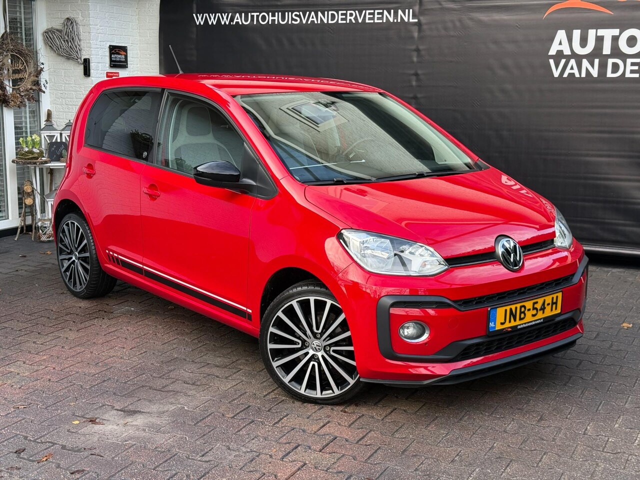 Volkswagen Up! - 1.0 TSI BMT High Up! Beats, Cruise/PDC/Clima/Etc! - AutoWereld.nl