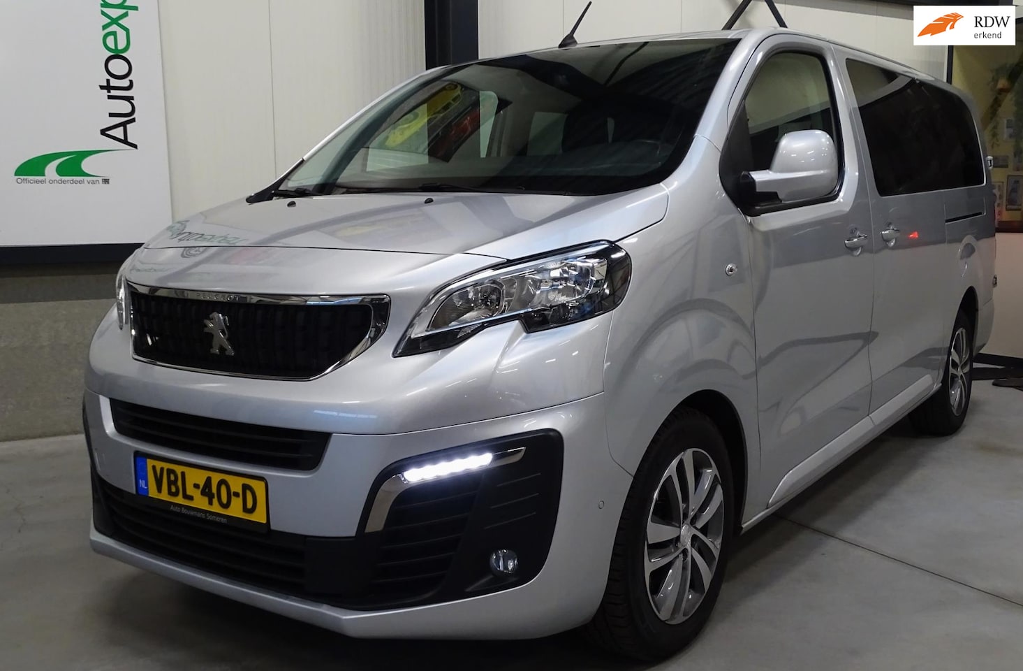 Peugeot Expert - 2.0 BlueHDI 150 Long Premium DC -1e EIG. ! - ALLE DENKBARE EXTRA`S ! - AutoWereld.nl